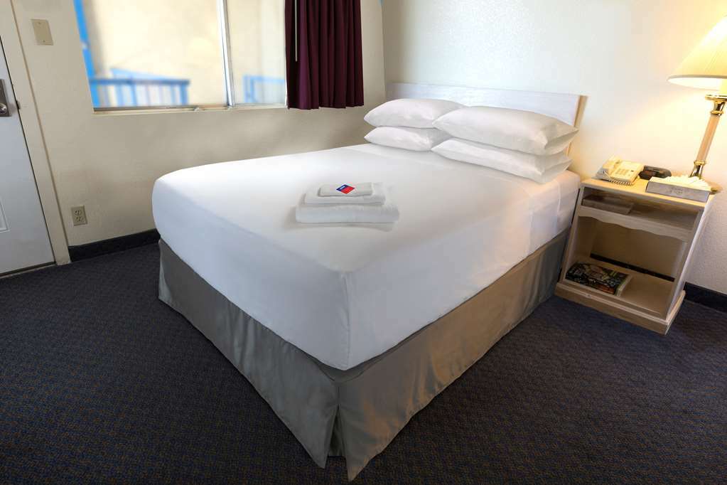 Americas Best Value Inn Columbus Bilik gambar